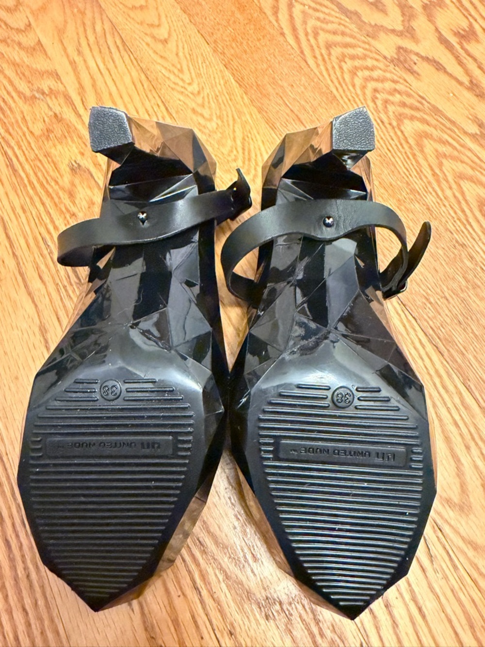 United Nude Lo Res Pumps - Black Faceted Mary Jane Heels - Size 38 - Never Worn - Picture 6 of 6